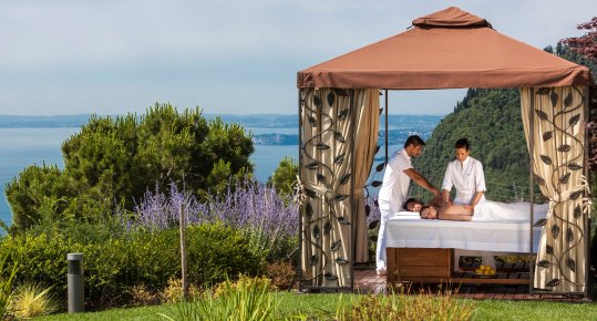 Lefay outdoor massage