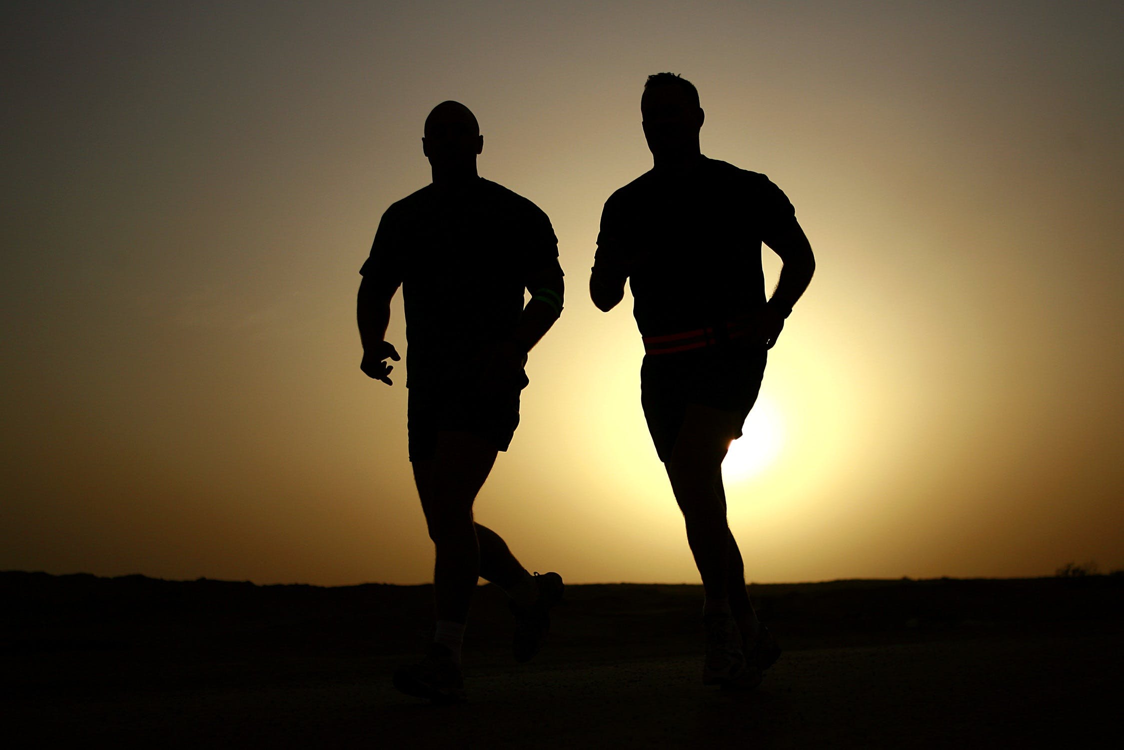 men running together to keep in good shape